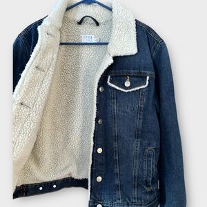 Time and Tru Women’s Sherpa Lined Jean Trucker Jacket Size Small